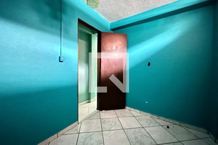 Quarto 2 de casa para alugar com 3 quartos, 65m² em Jardim Prudência, São Paulo