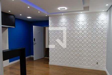 Sala de apartamento à venda com 2 quartos, 62m² em Continental, Osasco