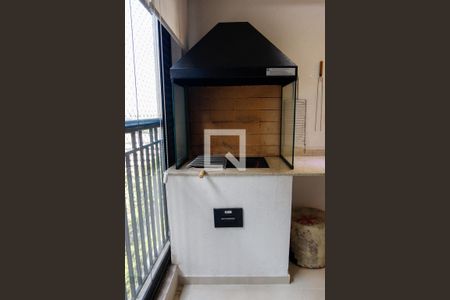 Sacada de apartamento à venda com 2 quartos, 62m² em Continental, Osasco