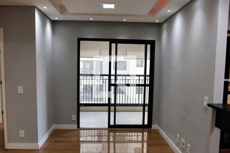 Sala de apartamento à venda com 2 quartos, 62m² em Continental, Osasco