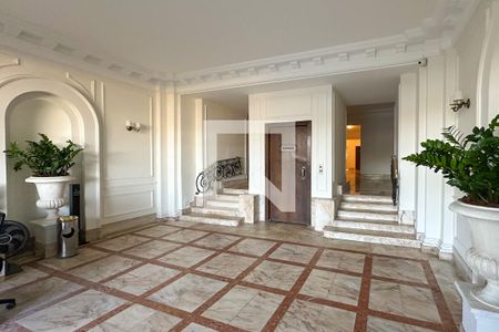 Entrada de apartamento para alugar com 3 quartos, 130m² em Copacabana, Rio de Janeiro