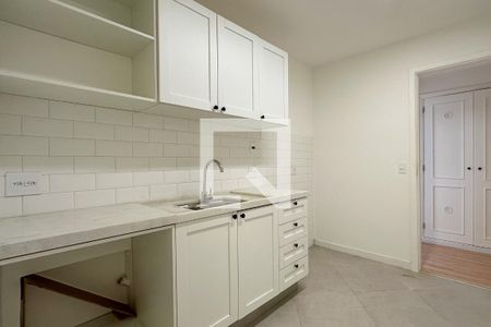 Cozinha de apartamento para alugar com 3 quartos, 130m² em Copacabana, Rio de Janeiro