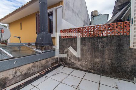 Quintal de casa de condomínio à venda com 2 quartos, 40m² em Coronel Aparicio Borges, Porto Alegre