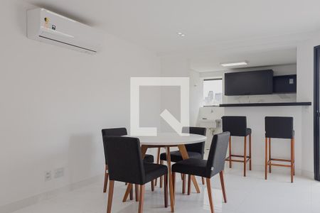 Cozinha de apartamento para alugar com 2 quartos, 110m² em Pinheiros, São Paulo