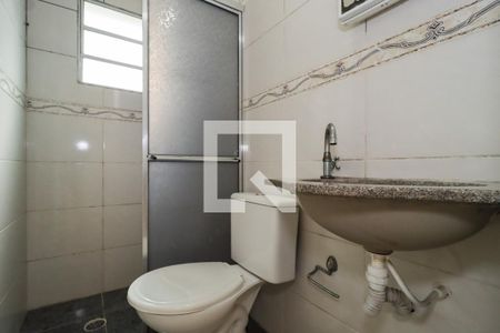 Banheiro de apartamento para alugar com 2 quartos, 48m² em Paraisópolis, São Paulo