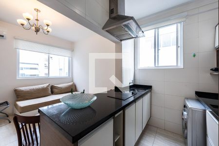 Cozinha de apartamento para alugar com 1 quarto, 43m² em Boqueirão, Santos