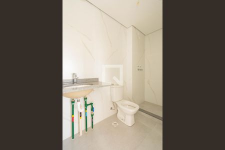 Banheiro Suíte de apartamento à venda com 2 quartos, 57m² em Fátima, Canoas
