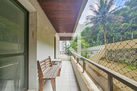 Varanda de apartamento para alugar com 2 quartos, 107m² em Centro, Guarujá