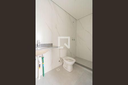 Banheiro Suíte  de apartamento à venda com 2 quartos, 57m² em Fátima, Canoas