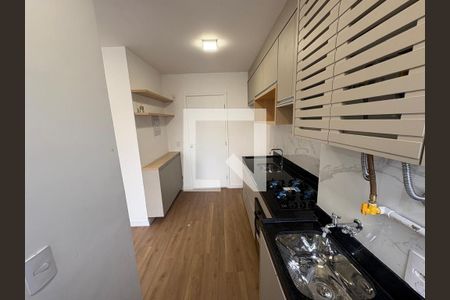 Cozinha de apartamento para alugar com 2 quartos, 37m² em Água Branca, São Paulo