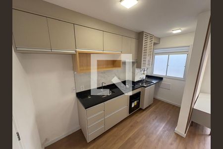 Cozinha de apartamento para alugar com 2 quartos, 37m² em Água Branca, São Paulo
