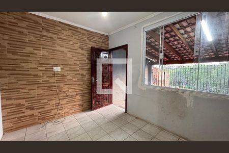 Sala de casa para alugar com 2 quartos, 276m² em Parque Santa Bárbara, Campinas