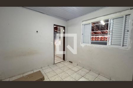Suíte de casa para alugar com 2 quartos, 276m² em Parque Santa Bárbara, Campinas