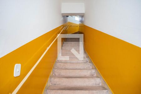 Escada do prédio de apartamento à venda com 2 quartos, 68m² em Centro, Diadema