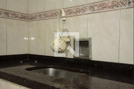 Cozinha de casa de condomínio para alugar com 1 quarto, 29m² em Vila da Saúde, São Paulo
