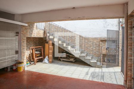 Garagem de casa à venda com 3 quartos, 150m² em Vila Ipojuca, São Paulo