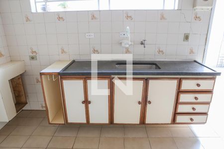 Sala/Cozinha de casa à venda com 3 quartos, 150m² em Vila Ipojuca, São Paulo