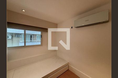 Quarto 1 de apartamento à venda com 3 quartos, 101m² em Jardim Botânico, Rio de Janeiro
