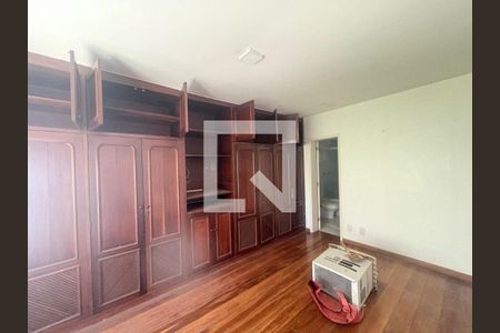 Apartamento à venda com 3 quartos, 160m² em Ingá, Niterói