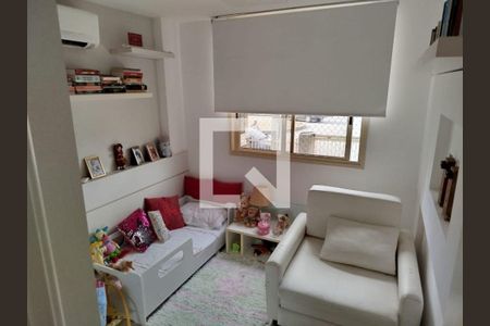 Apartamento à venda com 4 quartos, 180m² em Camboinhas, Niterói