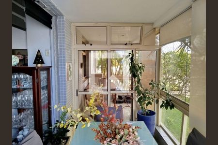 Apartamento à venda com 4 quartos, 180m² em Camboinhas, Niterói