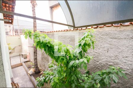 Vista da Quarto 1 de casa à venda com 4 quartos, 500m² em Sampaio, Rio de Janeiro