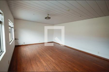 Sala 2 de casa à venda com 4 quartos, 500m² em Sampaio, Rio de Janeiro