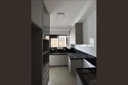 Cozinha de apartamento à venda com 3 quartos, 75m² em São Lucas, Belo Horizonte