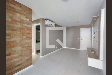 Sala de apartamento à venda com 2 quartos, 68m² em Recreio dos Bandeirantes, Rio de Janeiro