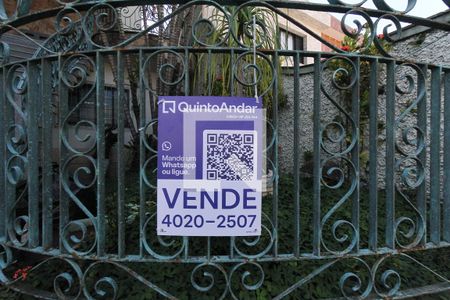 Placa de casa à venda com 3 quartos, 350m² em Vila California, São Paulo