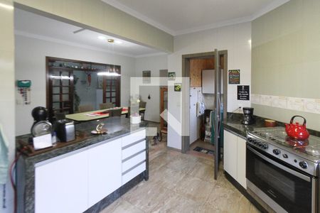 Cozinha de casa à venda com 3 quartos, 350m² em Vila California, São Paulo