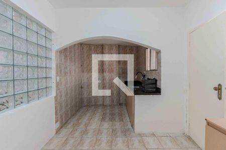 Cozinha de apartamento para alugar com 2 quartos, 82m² em Bela Vista, São Paulo