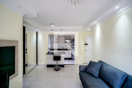 Sala de apartamento para alugar com 3 quartos, 65m² em Vila Fernandes, São Paulo