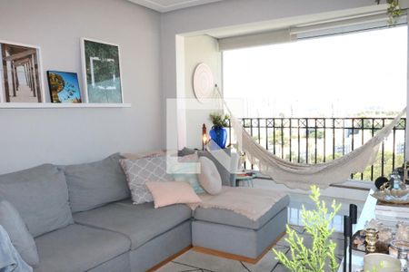 Sala de estar de apartamento à venda com 3 quartos, 98m² em Jardim Taquaral, São Paulo