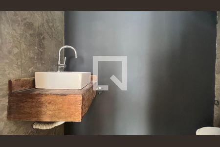 Lavabo de casa à venda com 2 quartos, 210m² em Sumarezinho, São Paulo