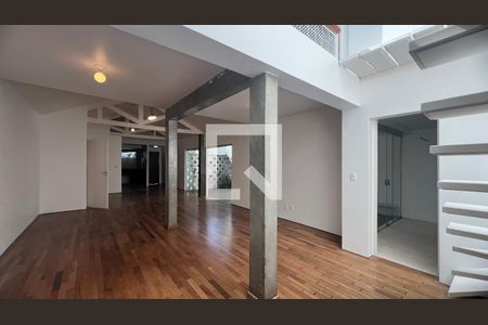 Sala de casa à venda com 2 quartos, 210m² em Sumarezinho, São Paulo