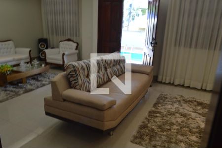 Sala de TV de casa de condomínio à venda com 5 quartos, 390m² em Anil, Rio de Janeiro