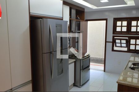 Cozinha de casa de condomínio à venda com 5 quartos, 390m² em Anil, Rio de Janeiro