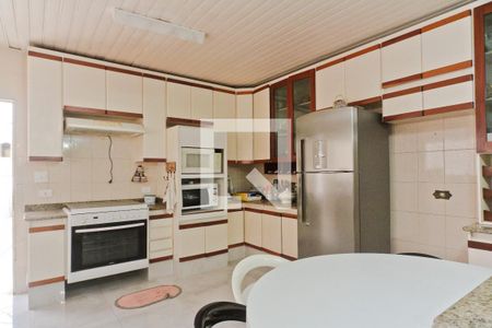 Cozinha de casa à venda com 4 quartos, 250m² em Chora Menino, São Paulo