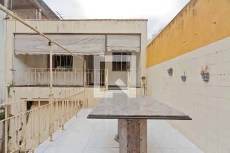 Área externa de casa à venda com 4 quartos, 250m² em Chora Menino, São Paulo