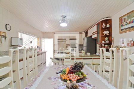 Cozinha de casa à venda com 4 quartos, 250m² em Chora Menino, São Paulo