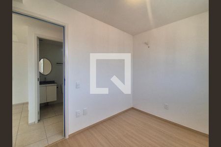 Quarto 1 de apartamento para alugar com 2 quartos, 48m² em Barra Olímpica, Rio de Janeiro