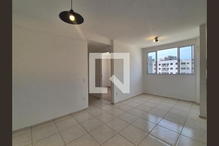 sala de apartamento para alugar com 2 quartos, 48m² em Barra Olímpica, Rio de Janeiro