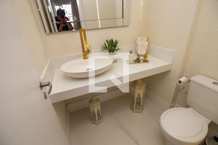 Lavabo primeiro piso de apartamento à venda com 2 quartos, 175m² em Recreio dos Bandeirantes, Rio de Janeiro