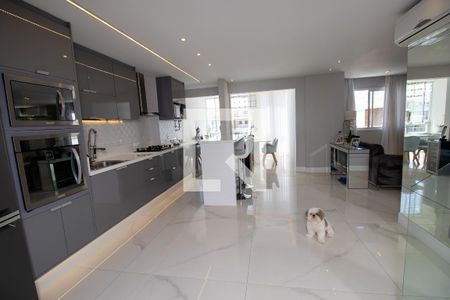 Sala de apartamento à venda com 2 quartos, 175m² em Recreio dos Bandeirantes, Rio de Janeiro