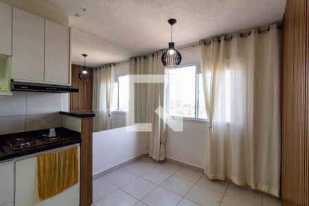 Sala/Cozinha de apartamento para alugar com 2 quartos, 32m² em Colônia (zona Leste), São Paulo