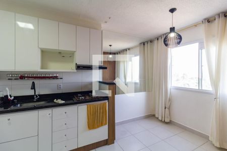 Sala/Cozinha de apartamento para alugar com 2 quartos, 32m² em Colônia (zona Leste), São Paulo