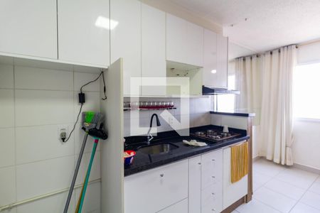 Sala/Cozinha de apartamento para alugar com 2 quartos, 32m² em Colônia (zona Leste), São Paulo