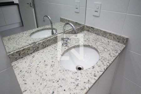 Banheiro de apartamento para alugar com 1 quarto, 24m² em Vila Olímpia, São Paulo