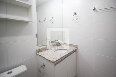 Banheiro de apartamento para alugar com 1 quarto, 24m² em Vila Olímpia, São Paulo